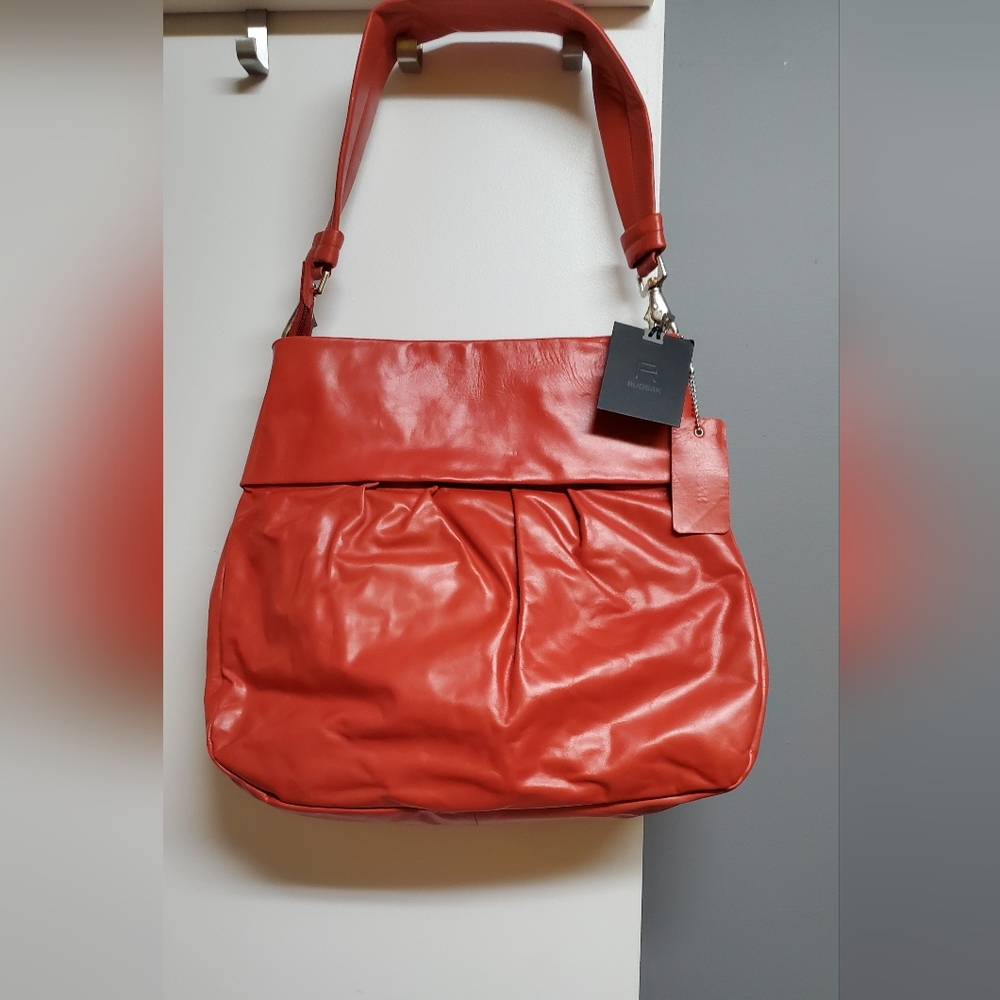 Leather handbag